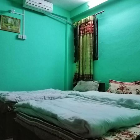 Anmol Guest House كاتماندو المظهر الخارجي الصورة