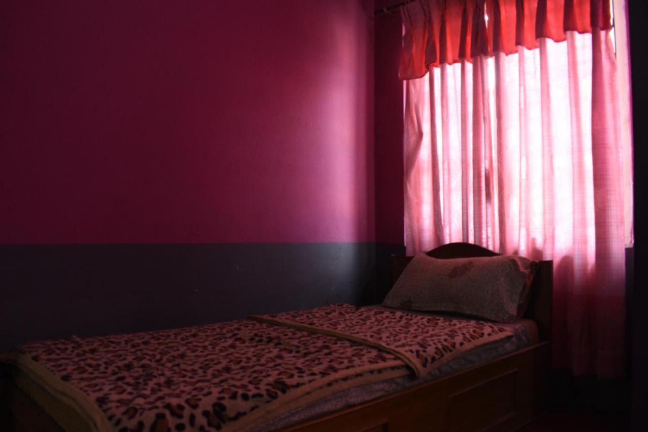 Anmol Guest House كاتماندو المظهر الخارجي الصورة
